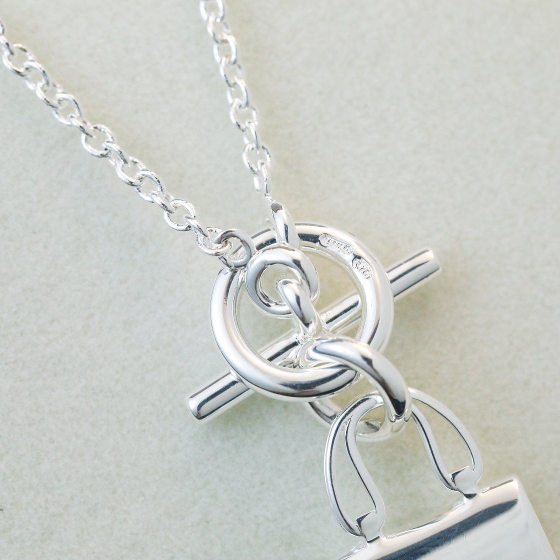 ¡®Moco¡¯POP H PEDANT SILVER NECKLACE