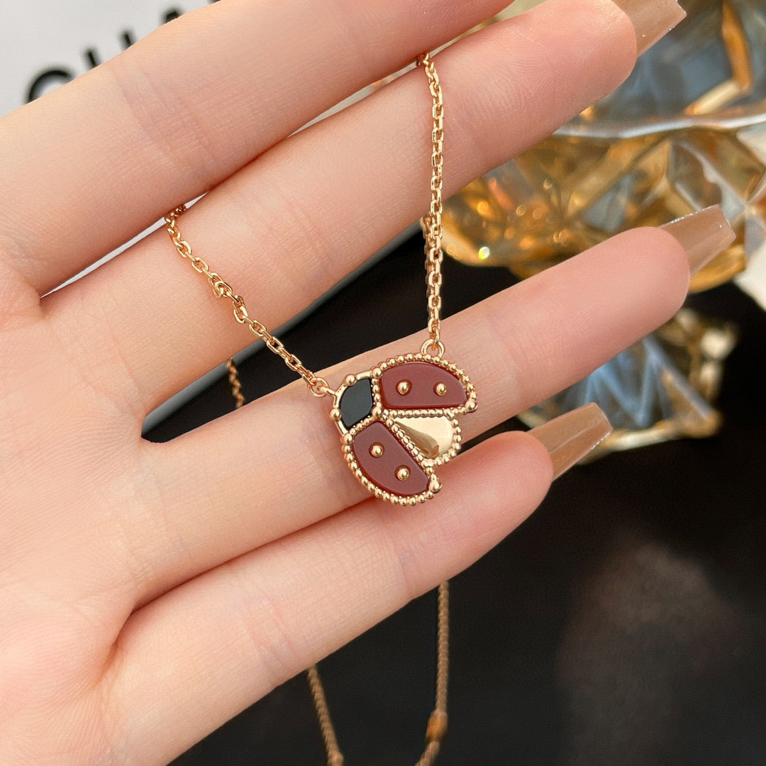 ¡®Moco¡¯LUCKY CARNELIANS LADYBUG NECKLACE