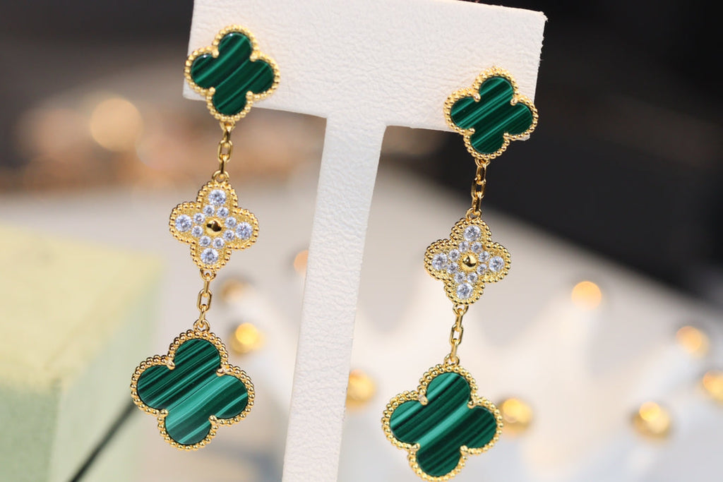 ¡®Star¡¯CLOVER EARRINGS GOLD MALACHITE DIAMOND 3 MOTIF
