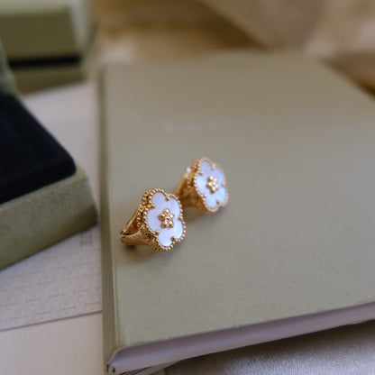 ¡®Moco¡¯LUCKY PINK GOLD WHITE MOP EARRINGS