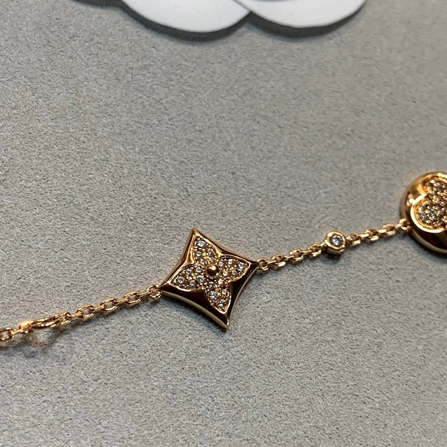 ¡®Moco¡¯STAR AND SUN 4 MOTIFS GOLD DIAMONDS BRACELET