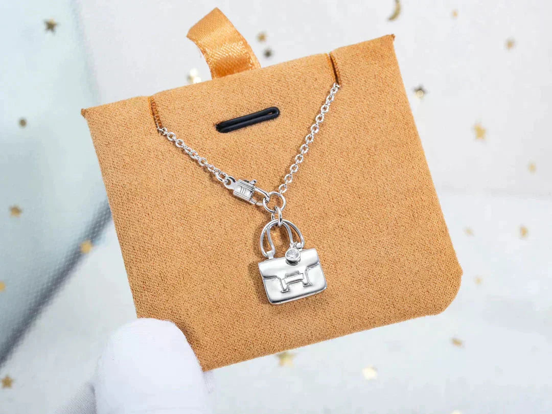 ¡®Moco¡¯AMULETTE PEDANT SILVER NECKLACE