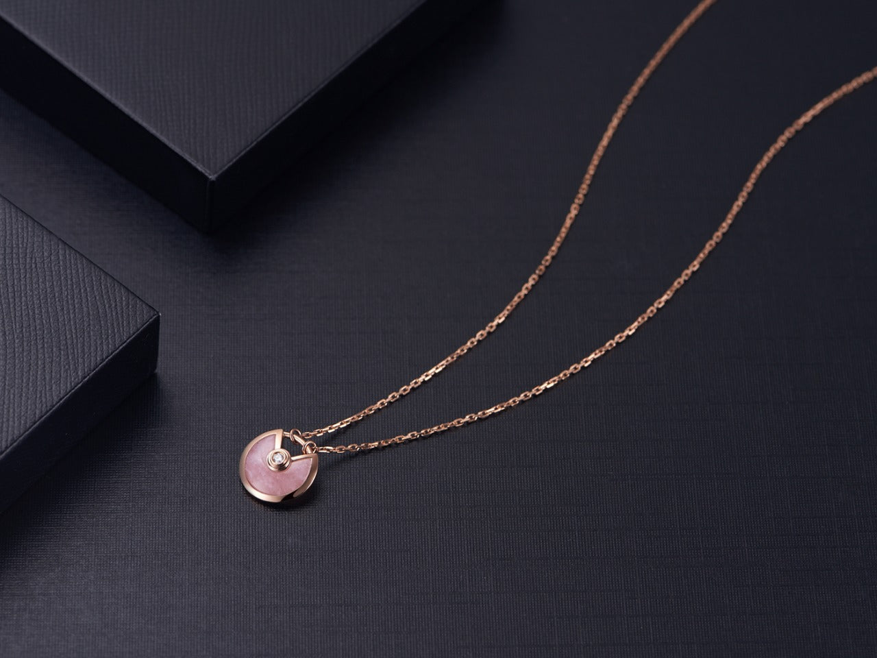 ¡®Star¡¯AMULETTE ROSE GOLD PINK MOP NECKLACE