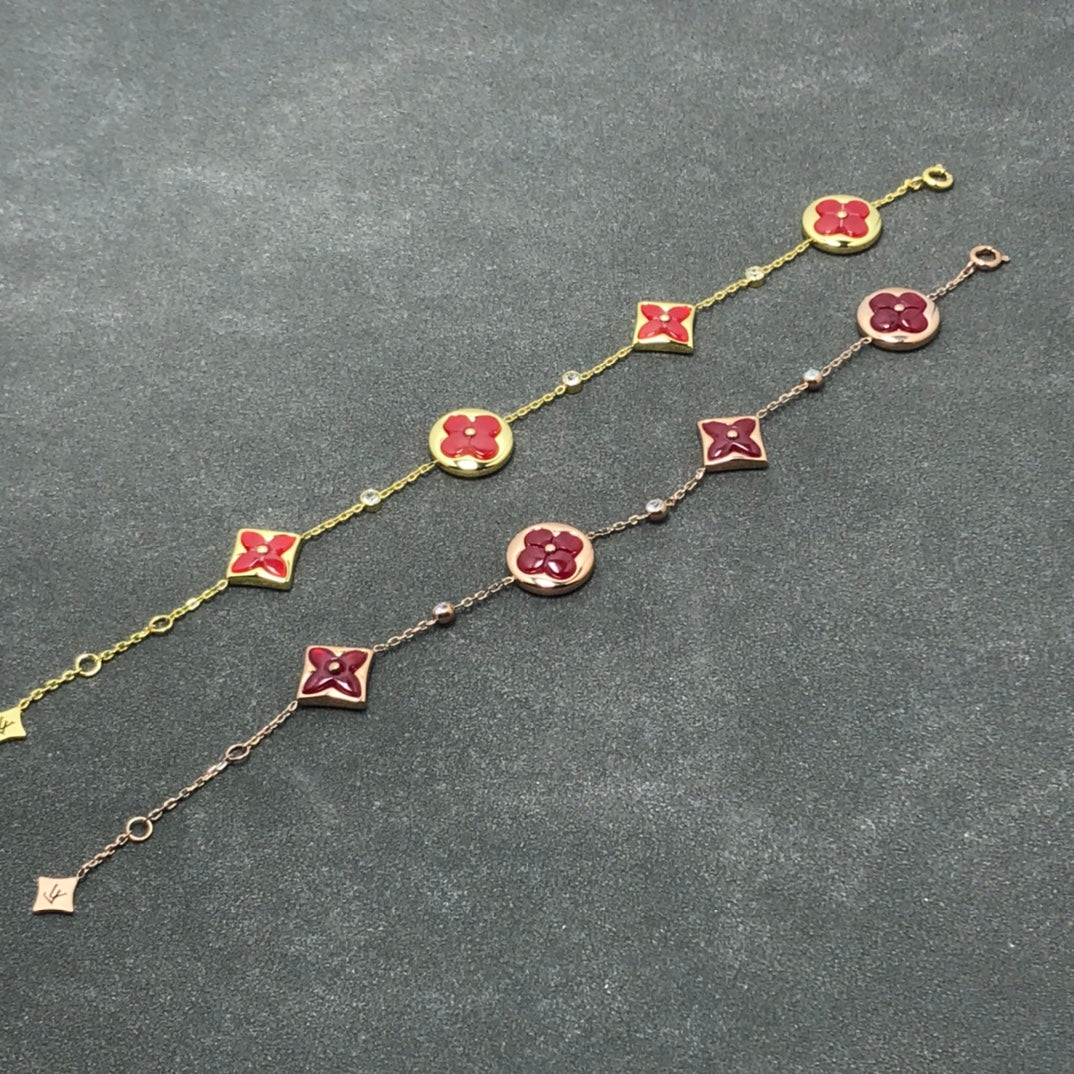 ¡®Star¡¯STAR AND SUN CARNELIAN 4 MOTIFS 3 DIAMONDS