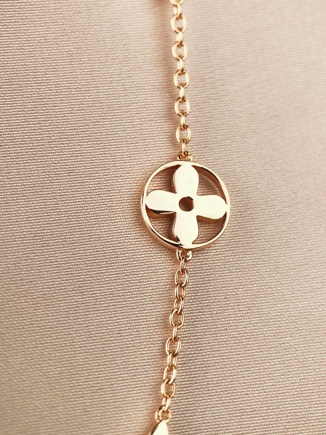 ¡®Star¡¯STAR AND SUN 7 MOTIFS GOLD BRACELET