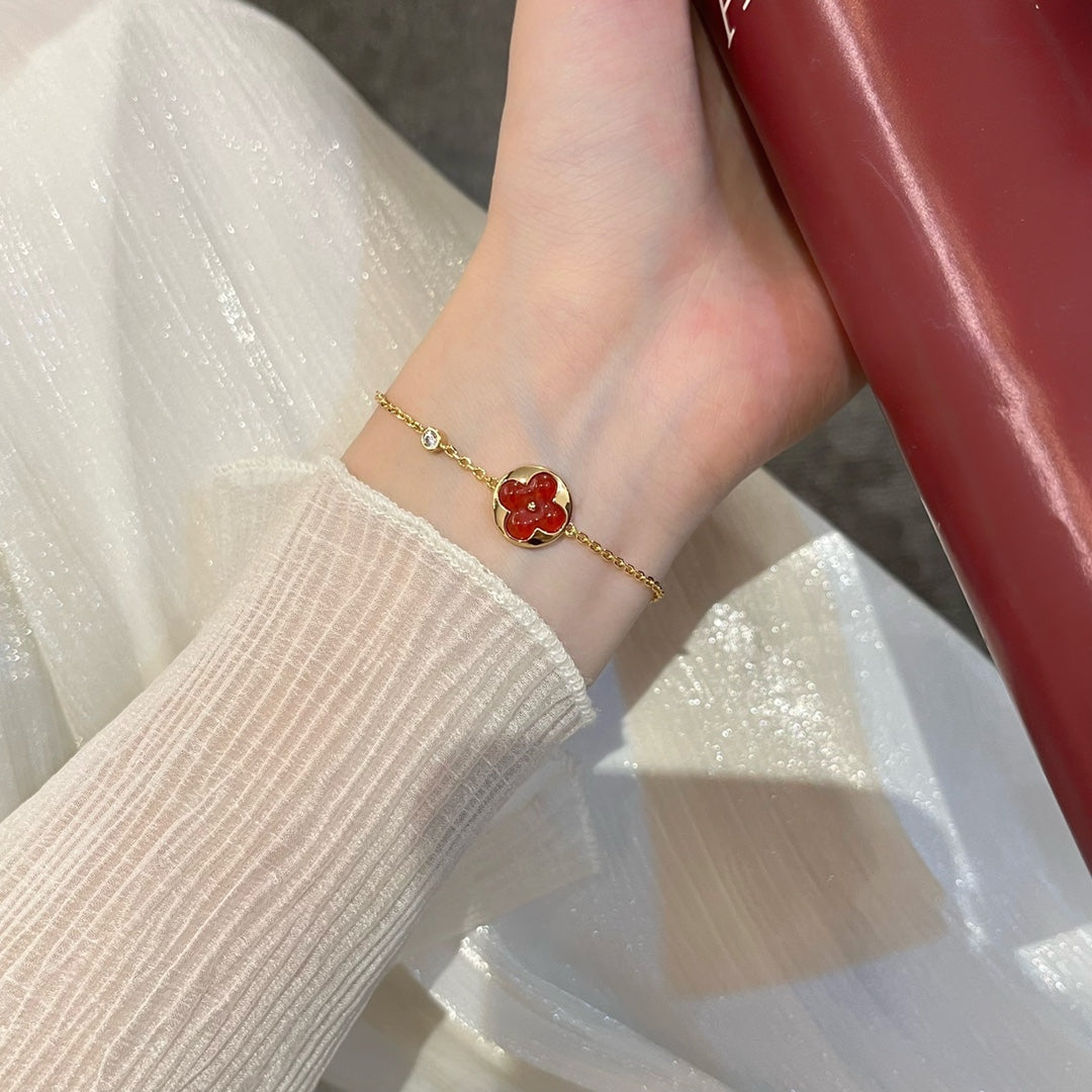 ¡®Star¡¯SUN PEDANT CARNELIAN BRACELET