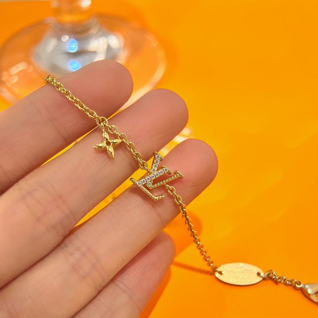 ¡®Moco¡¯LOGO STAR MOTIF GOLD BRACELET