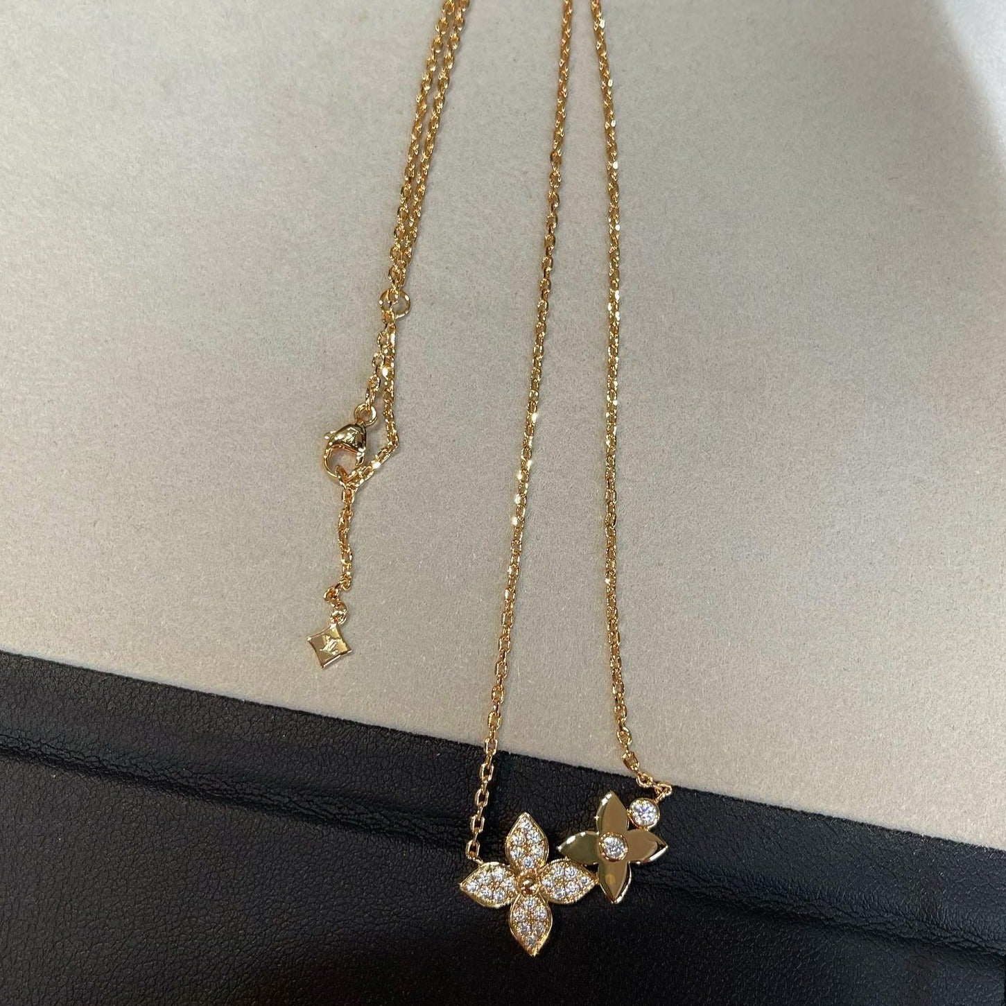 ¡®Star¡¯STAR BLOSSOM NECKLACE PINK GOLD DIAMONDS