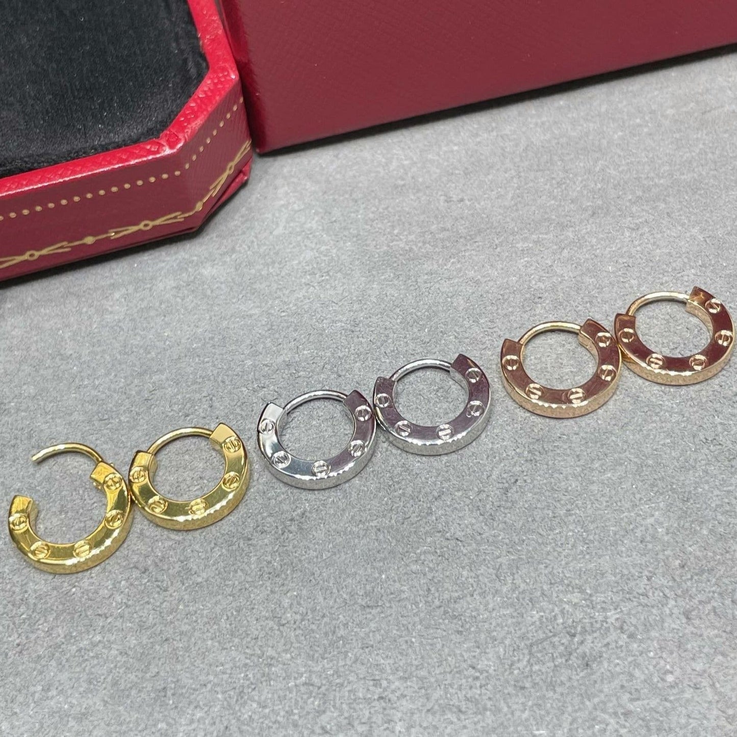 ¡®Moco¡¯LOVE MINI EARRINGS