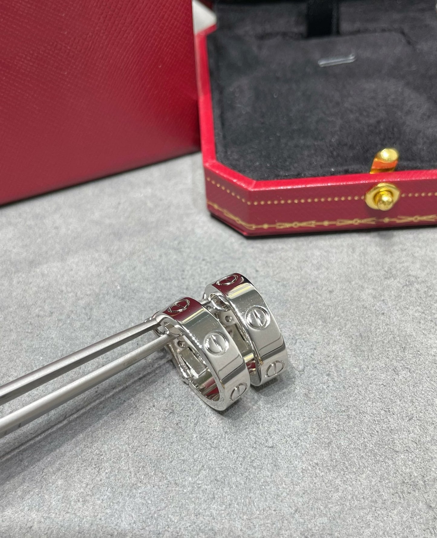 ¡®Moco¡¯LOVE 5.5MM EARRINGS