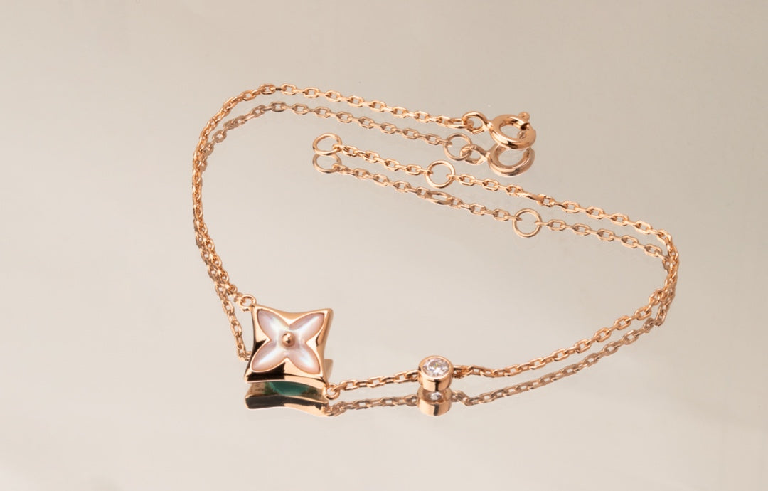 ¡®Star¡¯STAR PINK MOP 1 DIAMOND PINK GOLD NECKLACE