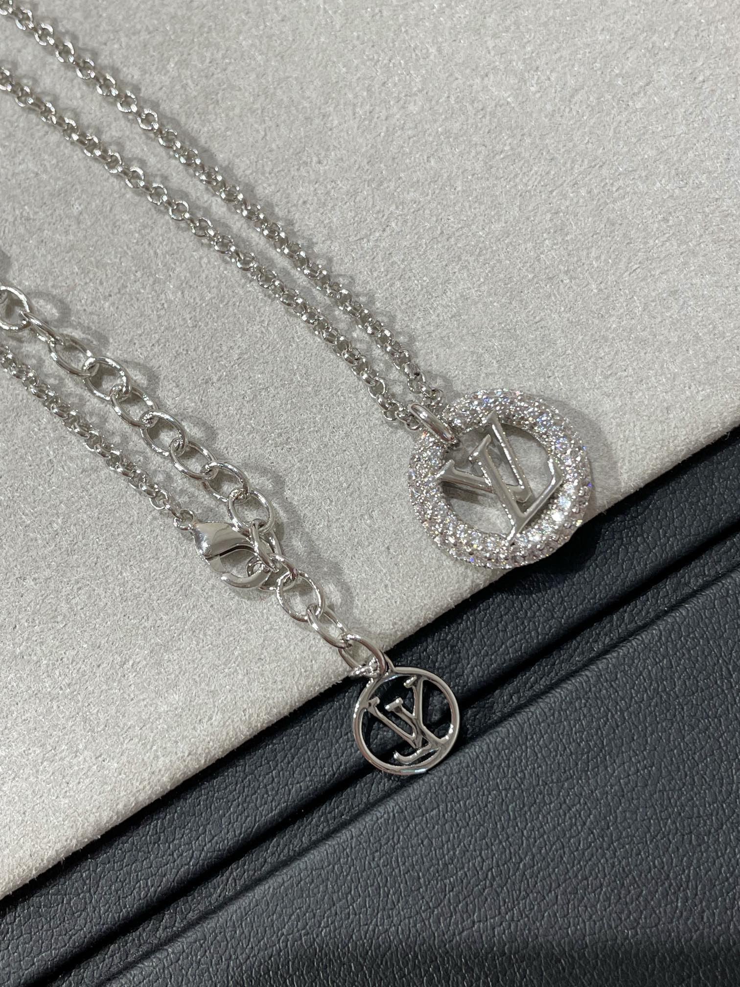 ¡®Star¡¯BY NIGHT DIAMOND PAVED NECKLACE