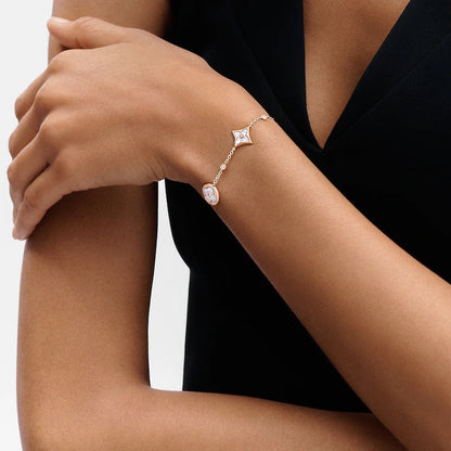 ¡®Moco¡¯STAR AND SUN 4 MOTIF WHITE MOP PINK GOLD BRACELET