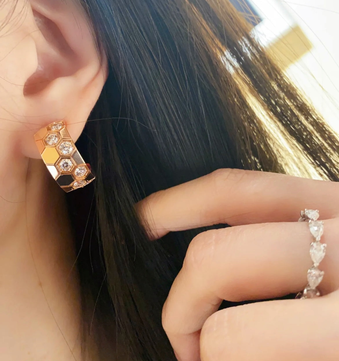¡®Star¡¯BEE LOVE DIAMOND HOOP EARRINGS