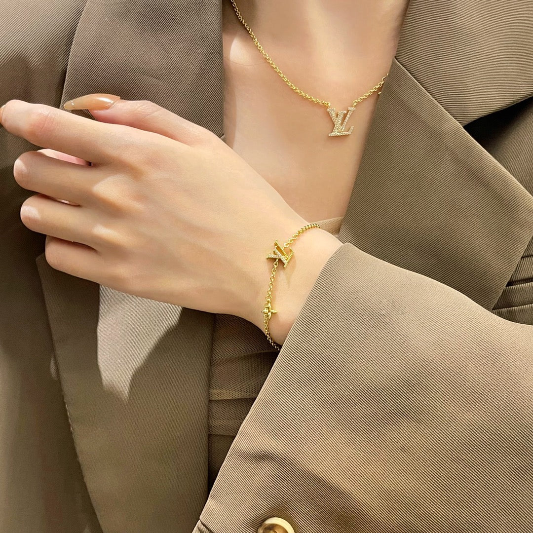 ¡®Star¡¯LOGO STAR MOTIF GOLD BRACELET
