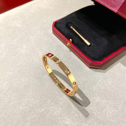 ¡®Moco¡¯LOVE BRACELET 6.1MM 10 DIAMONDS
