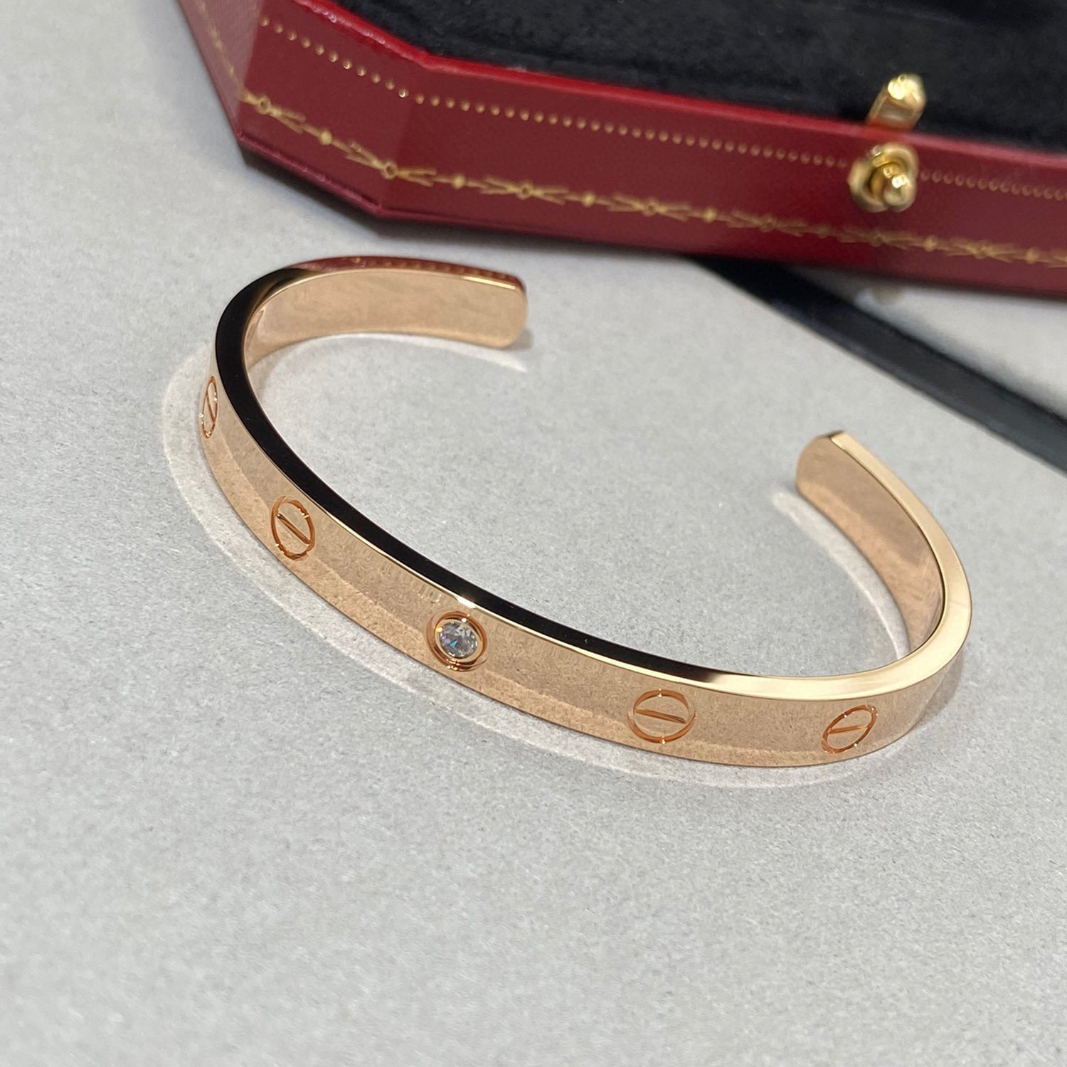 ¡®Star¡¯LOVE BRACELET 6.1MM 1 DIAMOND OPEN CUFF