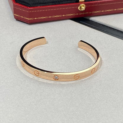¡®Moco¡¯LOVE BRACELET 6.1MM 1 DIAMOND OPEN CUFF