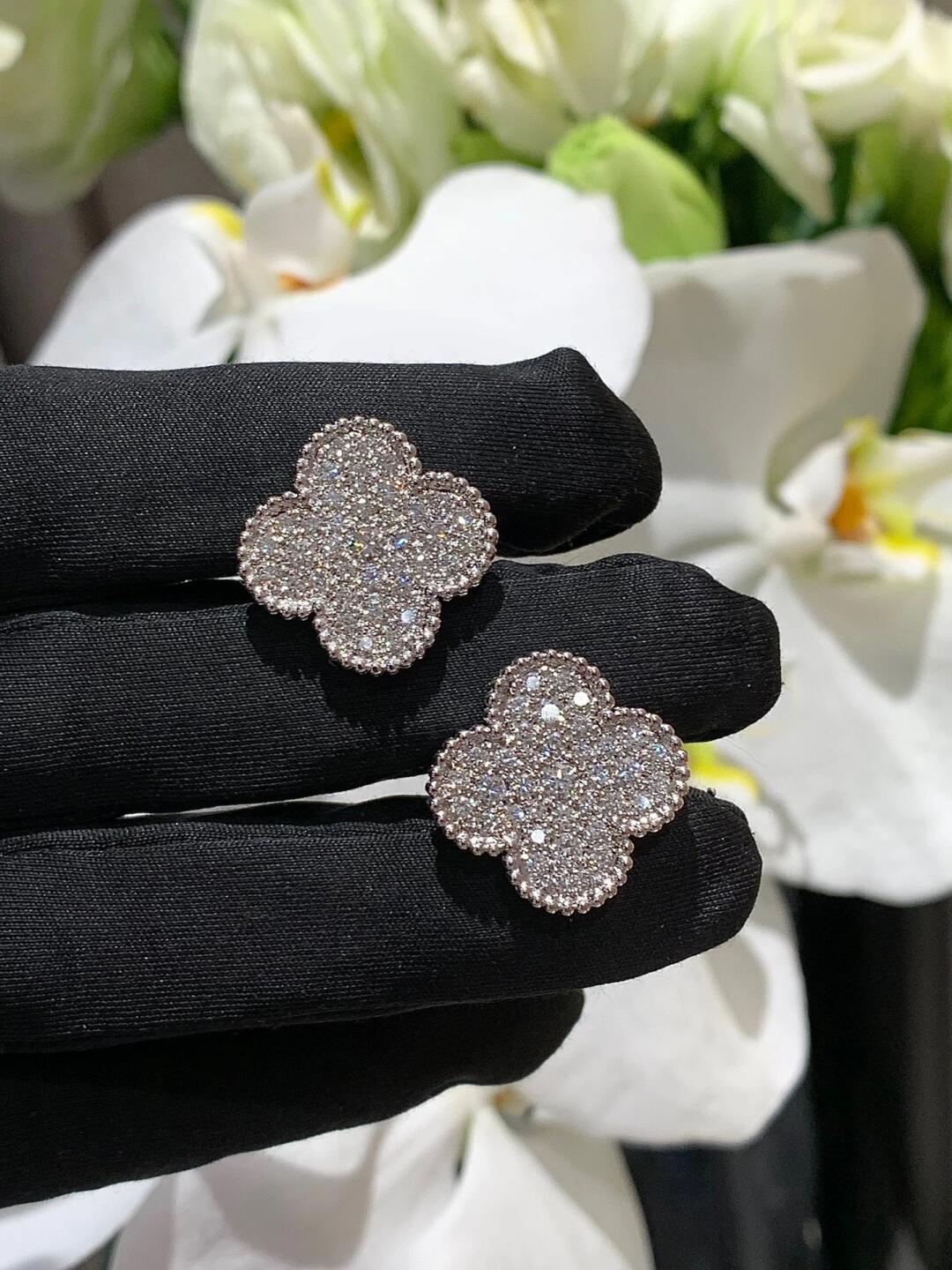 [Star] CLOVER 20MM MOTIFS DIAMOND STUD EARRINGS SILVER