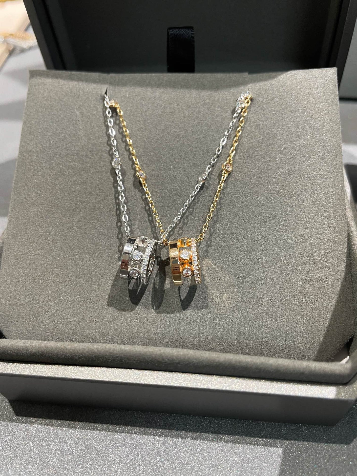 [moco jewelrys ]CHAIN MOVE ROMANE PEDAND NECKLACE