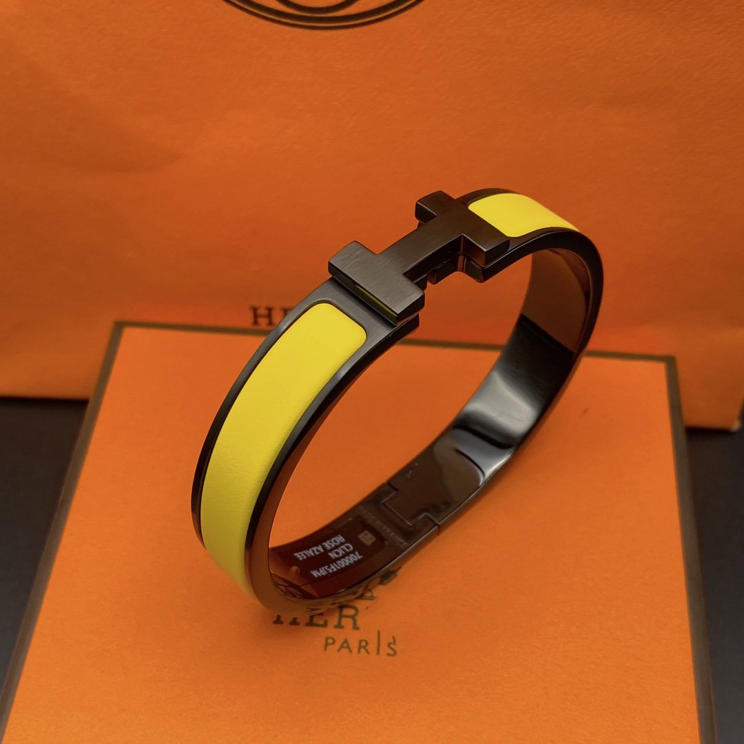 ¡®Star¡¯CLIC HM SO BLACK YELLOW BRACELET