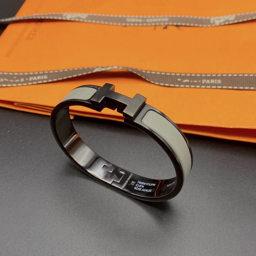 ¡®Star¡¯CLIC HM SO BLACK GREY BRACELET