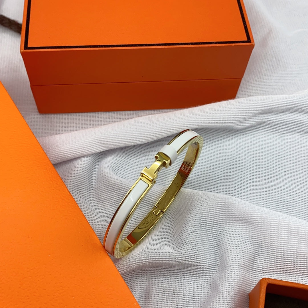 ¡®Star¡¯CLASSIC HM CLIC WHITE 8MM ENAMEL BRACELET
