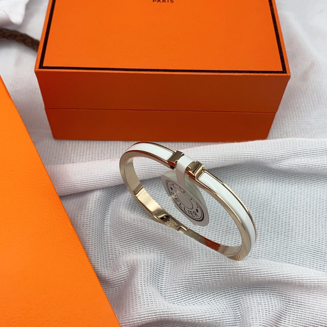 ¡®Star¡¯CLASSIC HM CLIC WHITE 8MM ENAMEL BRACELET
