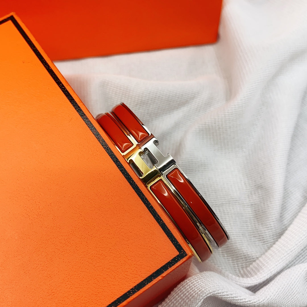 ¡®Star¡¯CLASSIC HM CLIC RED 8MM ENAMEL BRACELET