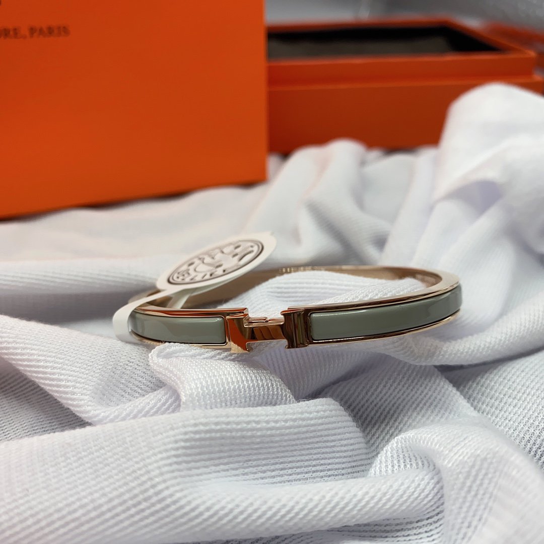 ¡®Star¡¯CLASSIC HM CLIC GREEN 8MM ENAMEL BRACELET