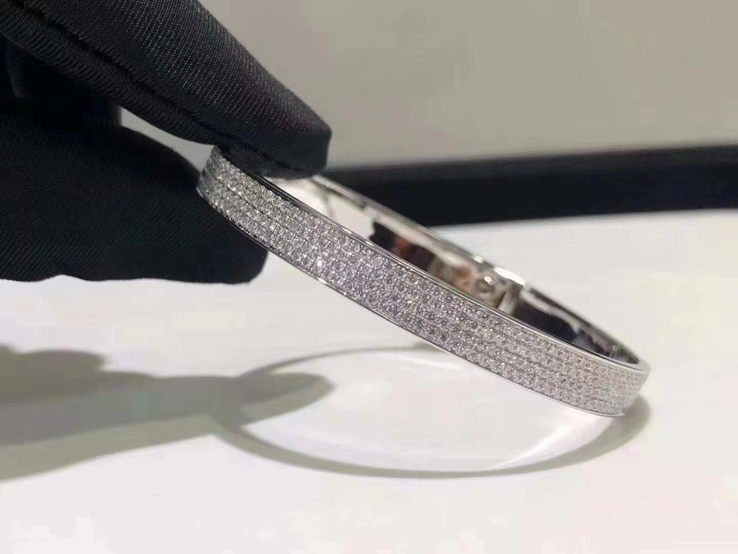 ¡®Moco¡¯HM KELLY BRACELET IN SILVER AND FULL PAVE DIAMOND