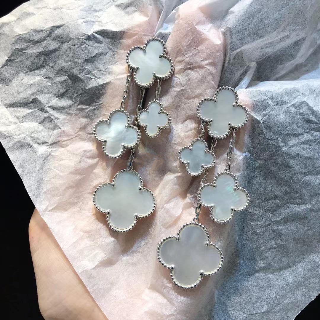 ¡®Star¡¯CLOVER EARRINGS WHITE MOP 4 MOTIFS SILVER