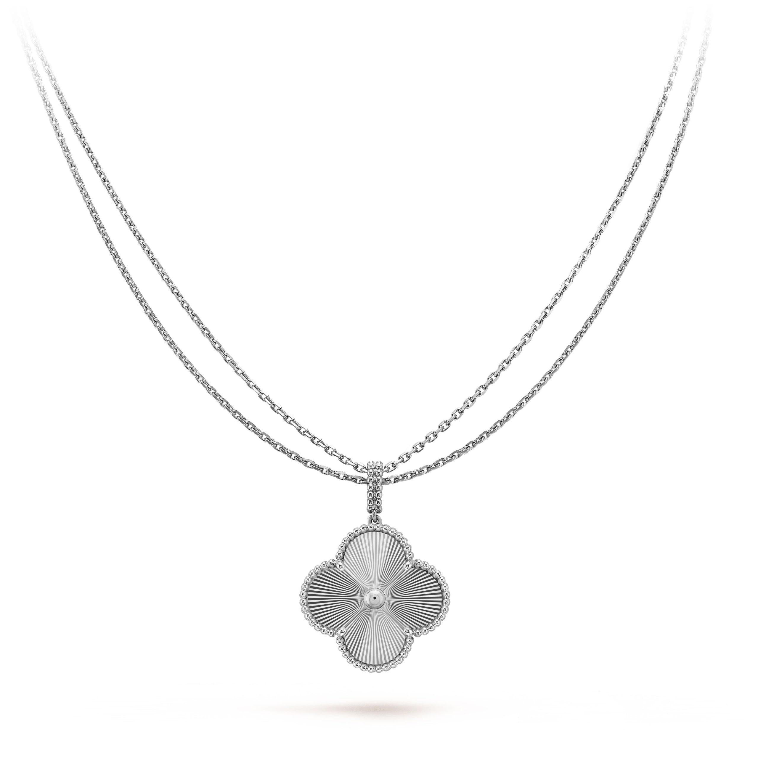 ¡®Star¡¯CLOVER 25MM SILVER BIG CLOVER NECKLACE